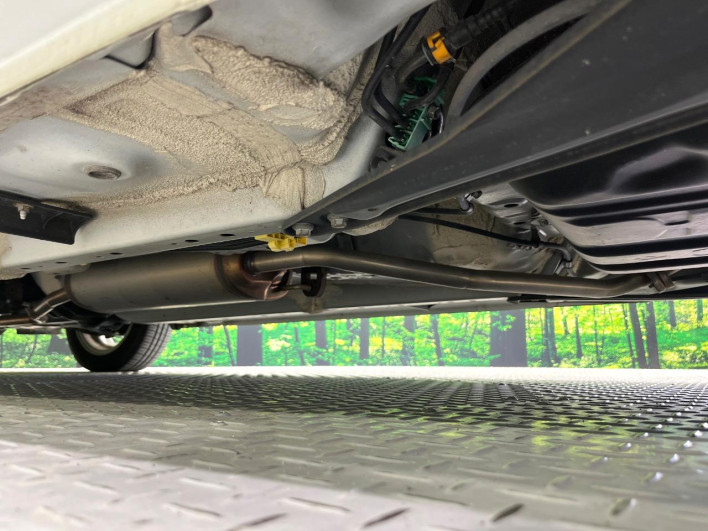 2018 Daihatsu Wake DBA-LA700S (UW-6a111aa781a32)[19]