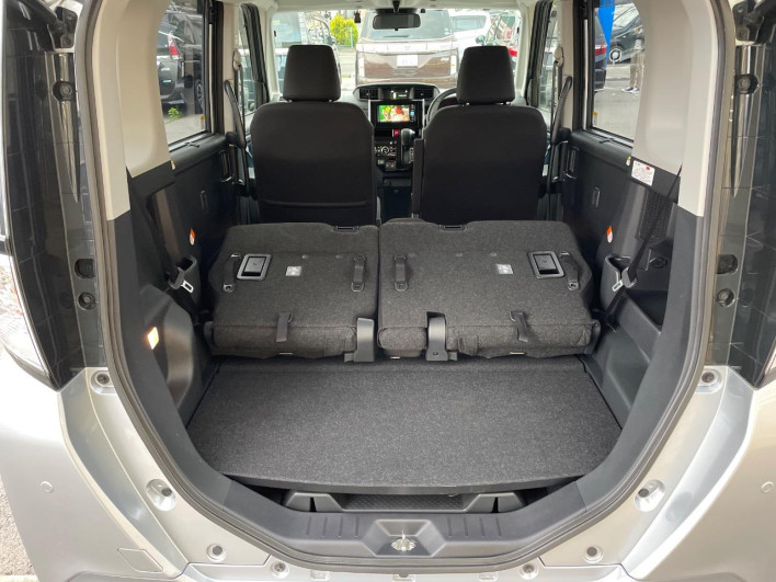 2022 Daihatsu Toll 5BA-M900S (UW-6a111abf84e1f)[27]