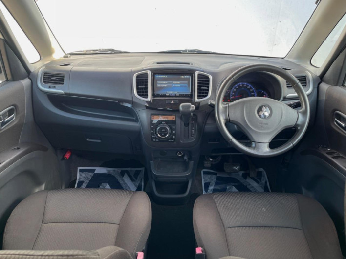 2013 Mitsubishi Delica D:2 DBA-MB15S (UW-6a111ac9a6879)[21]