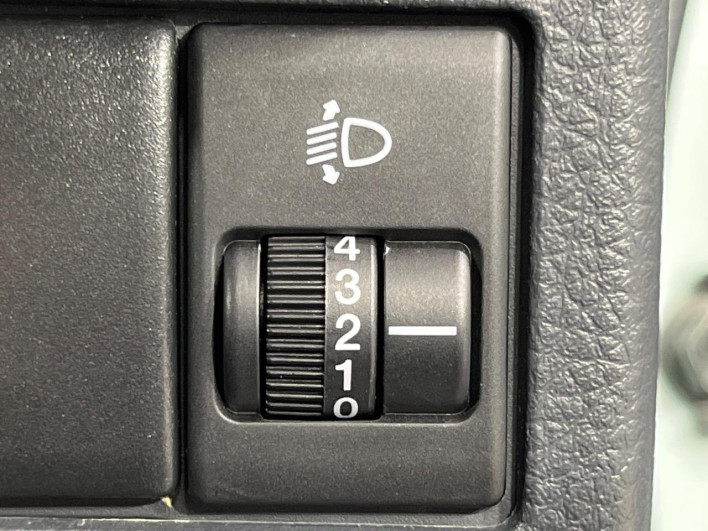 2011 Nissan Moco DBA-MG33S (UW-6a111acbd0bad)[15]