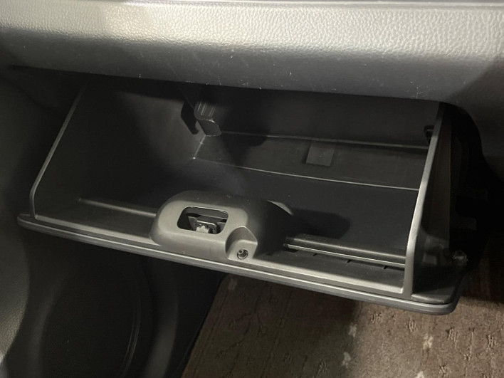 2011 Nissan Moco DBA-MG33S (UW-6a111acbd0bad)[24]
