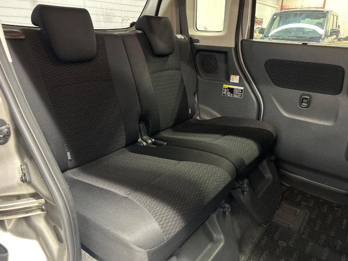 2013 Suzuki Spacia Custom DBA-MK32S (UW-6a111ad2cb306)[27]