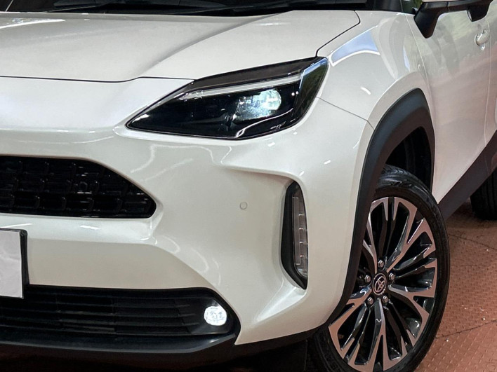 2020 Toyota Yaris Cross 5BA-MXPB10 (UW-6a111b006e380)[9]