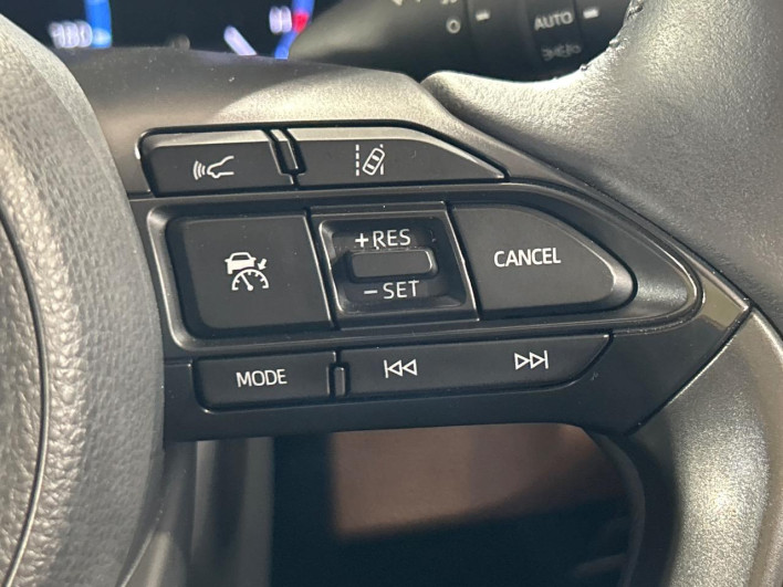 2020 Toyota Yaris Cross 5BA-MXPB10 (UW-6a111b006e380)[23]