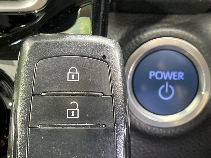2021 Toyota Aqua 6AA-MXPK11 (UW-6a111b08ccd5e)[5]