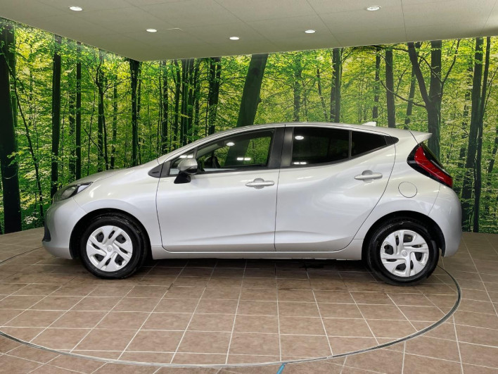 2021 Toyota Aqua 6AA-MXPK11 (UW-6a111b08ccd5e)[14]
