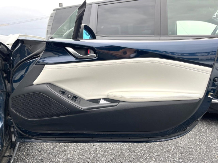 2021 Mazda Roadster 5BA-ND5RC (UW-6a111b2133c86)[24]