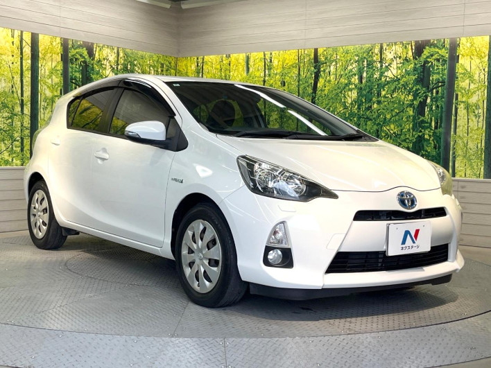 2012 Toyota Aqua DAA-NHP10 (UW-6a111b24d4566)[8]