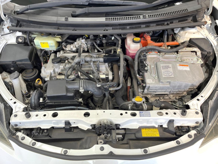 2012 Toyota Aqua DAA-NHP10 (UW-6a111b24d4566)[6]