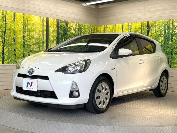 2012 Toyota Aqua DAA-NHP10 (UW-6a111b24d4566)[14]