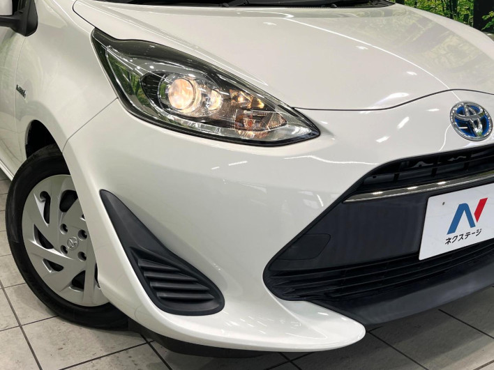 2017 Toyota Aqua DAA-NHP10 (UW-6a111b27d5469)[13]