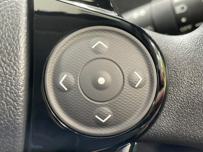 2018 Toyota Aqua DAA-NHP10 (UW-6a111b28636d4)[22]