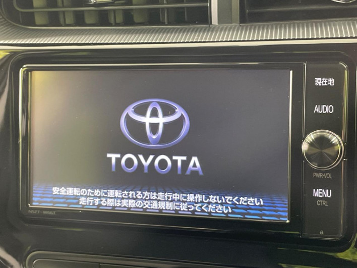 2018 Toyota Aqua DAA-NHP10 (UW-6a111b28636d4)[12]