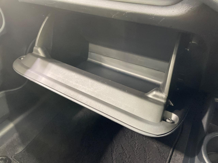 2018 Toyota Aqua DAA-NHP10 (UW-6a111b28636d4)[20]