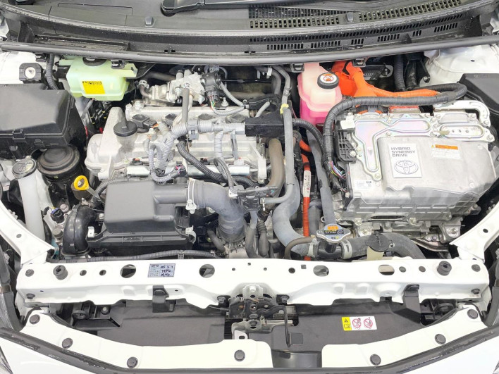 2018 Toyota Aqua DAA-NHP10 (UW-6a111b28636d4)[4]