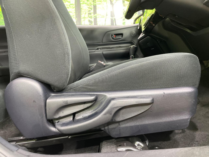 2018 Toyota Aqua DAA-NHP10 (UW-6a111b28636d4)[9]