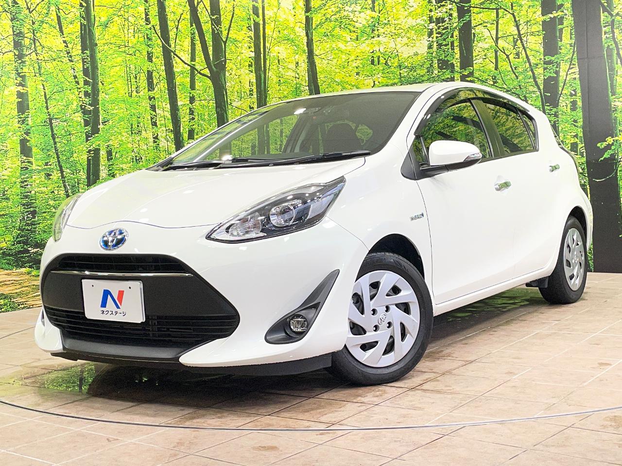 2018 Toyota Aqua DAA-NHP10