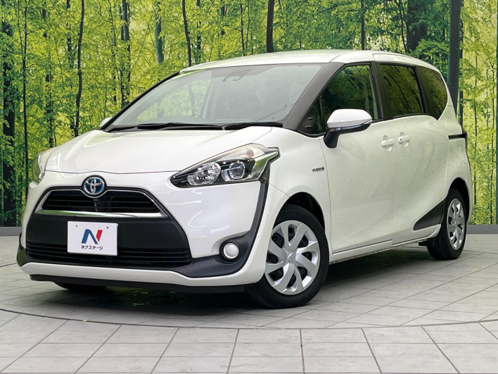 2017 Toyota Sienta DAA-NHP170G (UW-6a111b2b28a29)[0]