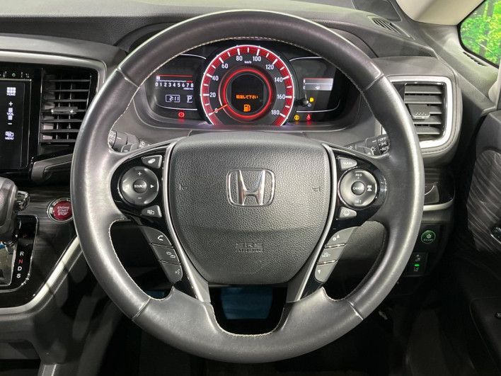 2015 Honda Odyssey DBA-RC1 (UW-6a111b34c2c51)[20]
