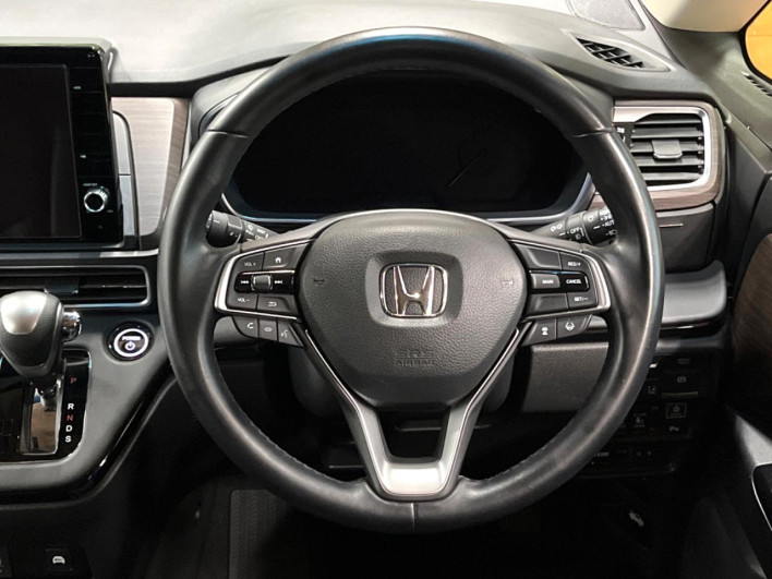 2021 Honda Odyssey Hybrid 6AA-RC4 (UW-6a111b3615c6d)[21]