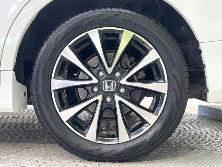 2014 Honda Stepwgn Spada DBA-RK5 (UW-6a111b3801409)[18]