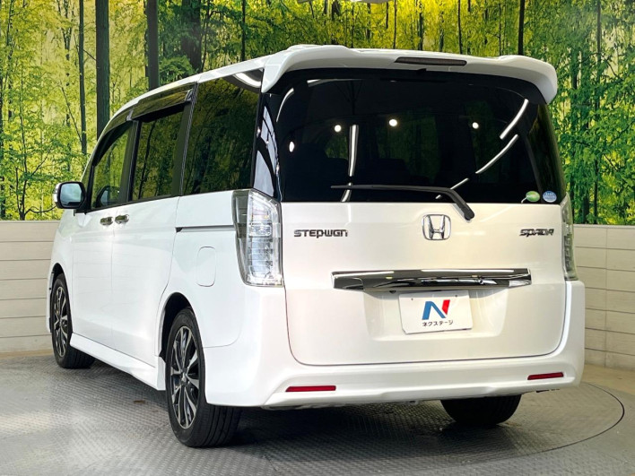 2014 Honda Stepwgn Spada DBA-RK5 (UW-6a111b3801409)[27]