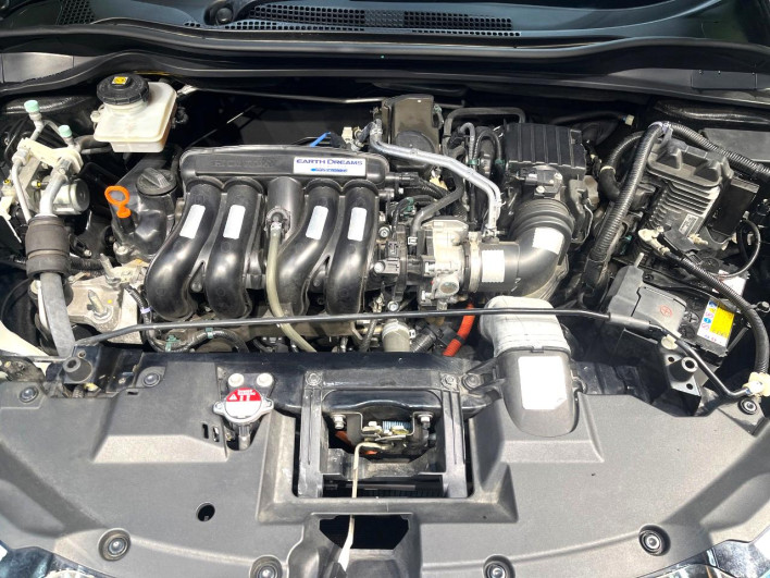 2017 Honda VEZEL DAA-RU3 (UW-6a111b3e6975e)[4]
