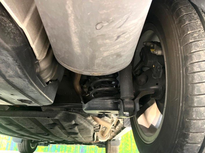 2017 Honda VEZEL DAA-RU3 (UW-6a111b3e6975e)[24]