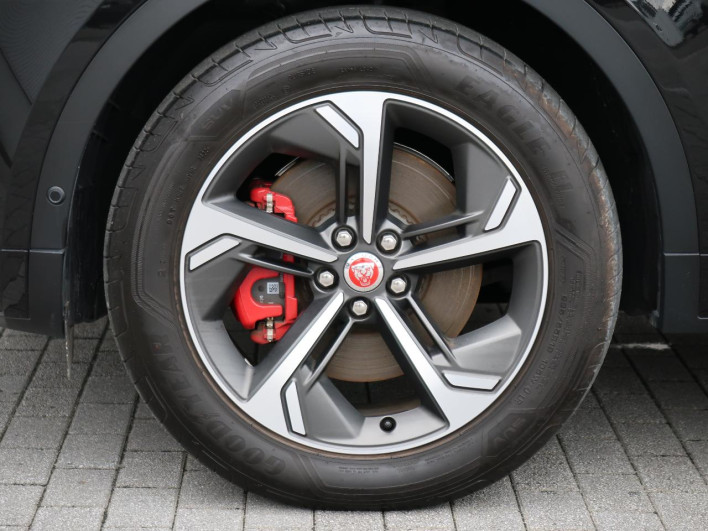 2022 Jaguar E Pace 3BA-DF2XB (UW-6a111b4f98e1c)[11]