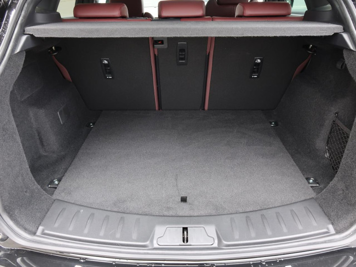 2022 Jaguar E Pace 3BA-DF2XB (UW-6a111b4f98e1c)[18]