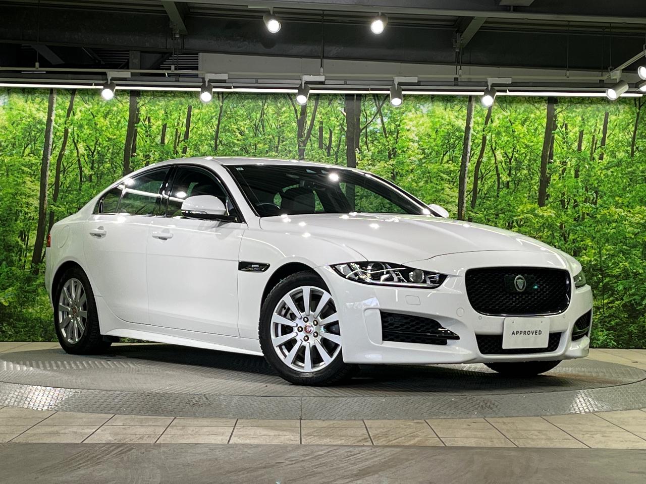 2017 Jaguar XE LDA-JA2NA