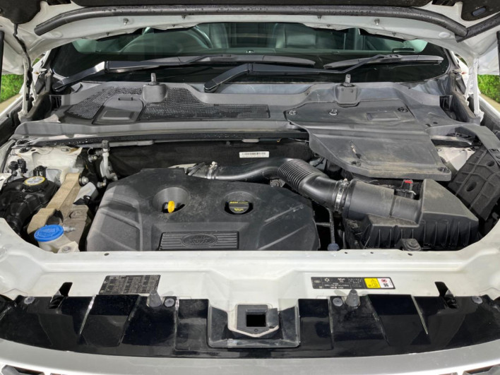 2017 Land Rover Discovery Sport CBA-LC2A (UW-6a111b5182579)[11]