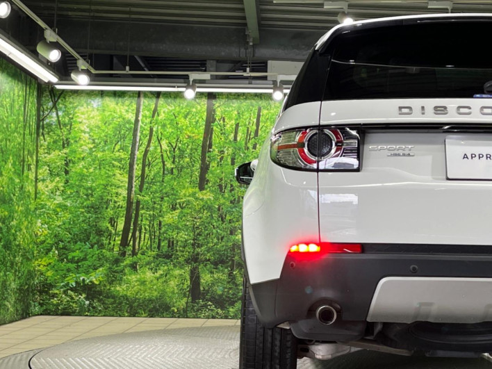 2017 Land Rover Discovery Sport CBA-LC2A (UW-6a111b5182579)[29]