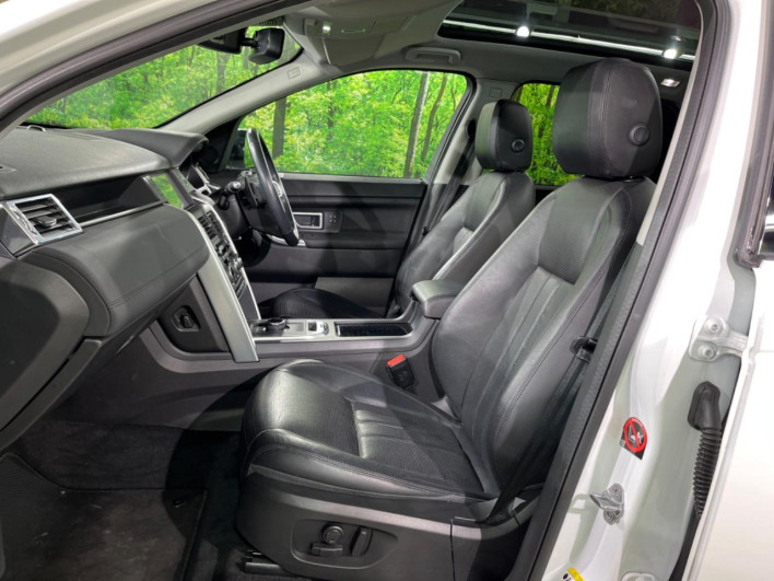 2017 Land Rover Discovery Sport CBA-LC2A (UW-6a111b5182579)[13]