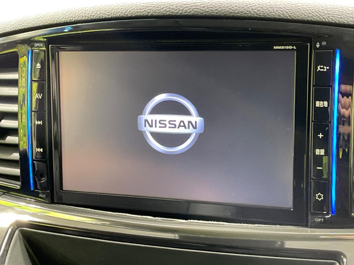 2019 Nissan Elgrand DBA-TE52 (UW-6a111b5e81eef)[15]