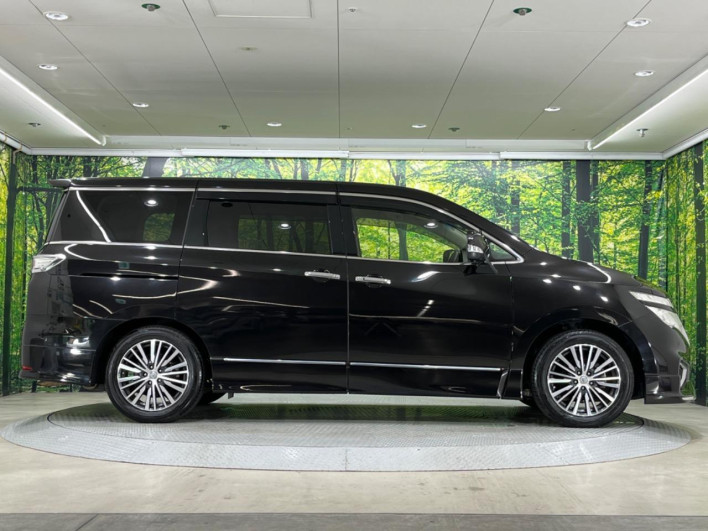 2019 Nissan Elgrand DBA-TE52 (UW-6a111b5e81ddb)[16]
