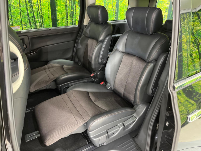 2019 Nissan Elgrand DBA-TE52 (UW-6a111b5e81ddb)[25]