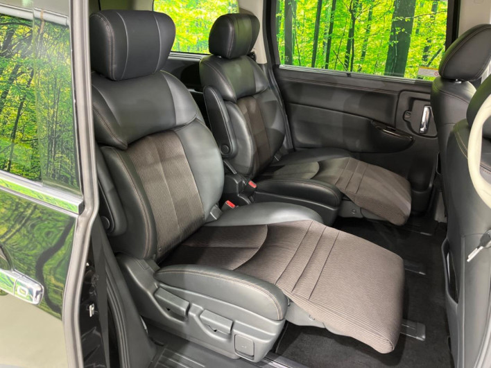 2019 Nissan Elgrand DBA-TE52 (UW-6a111b5e81ddb)[21]