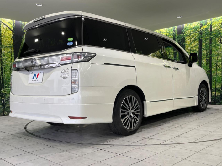 2019 Nissan Elgrand DBA-TNE52 (UW-6a111b5ee89f7)[16]