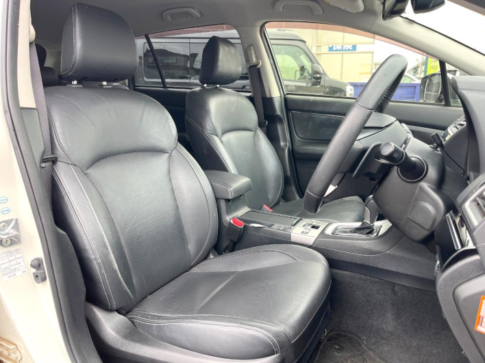 2015 Subaru Levorg DBA-VM4 (UW-6a111b6e7b276)[4]