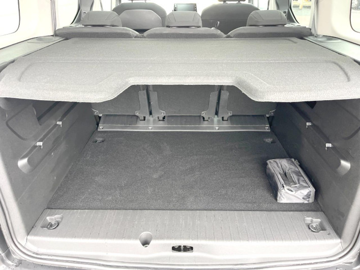 2023 Citroen Berlingo 3DA-K9CYH01 (UW-6a111b747d687)[14]