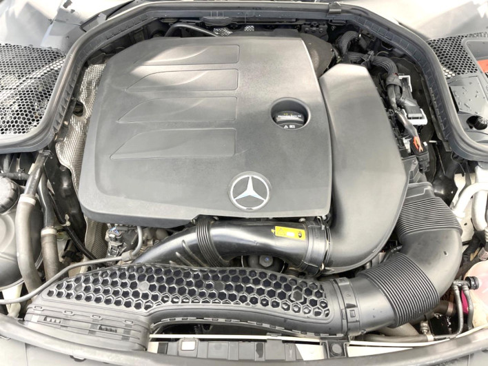 2020 Mercedes Benz C CLASS STATION WAGON 5AA-205277 (UW-6a111b74b163a)[4]