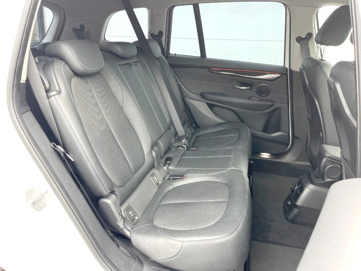 2017 BMW 2 Series LDA-2E20 (UW-6a111b77b135d)[20]