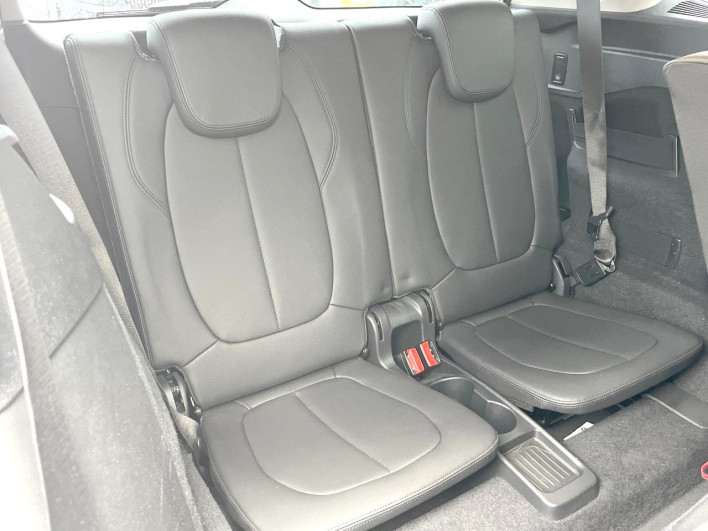 2017 BMW 2 Series LDA-2E20 (UW-6a111b77b135d)[23]
