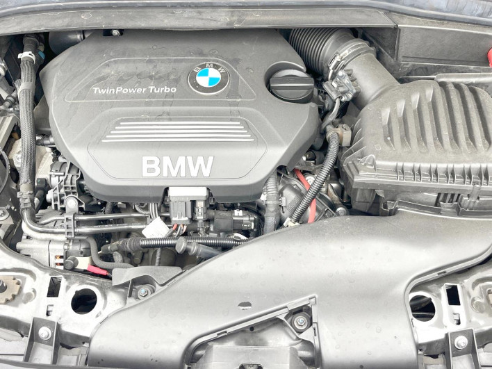 2017 BMW 2 Series LDA-2E20 (UW-6a111b77b135d)[5]