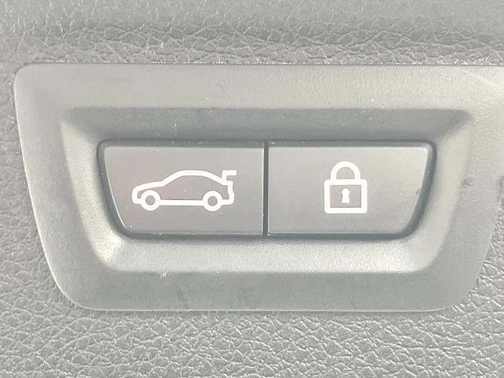 2017 BMW 2 Series LDA-2E20 (UW-6a111b77b135d)[16]