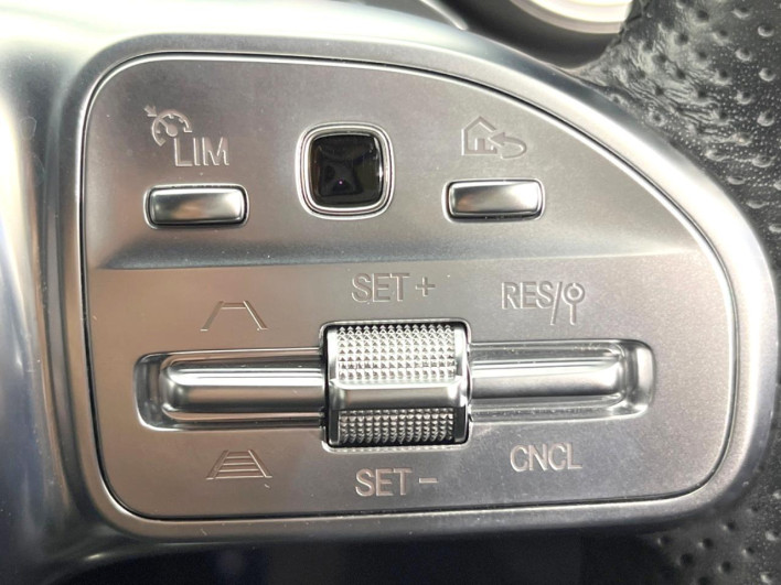 2018 Mercedes Benz C CLASS STATION WAGON DAA-205277 (UW-6a111b7ee39f1)[28]