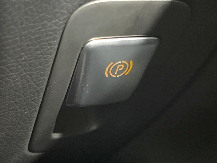 2018 Mercedes Benz C CLASS STATION WAGON DAA-205277 (UW-6a111b7ee39f1)[26]