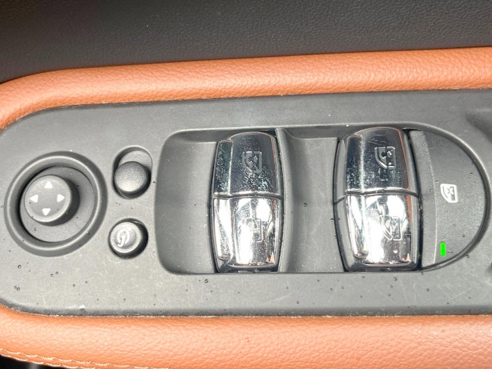 2022 Rover Mini 3DA-42BT20 (UW-6a111b804d74f)[28]