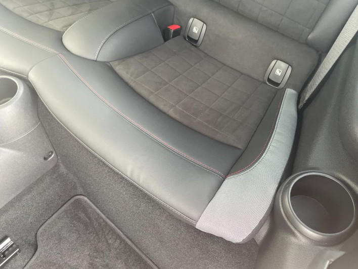 2022 Rover Mini 3BA-XRJCWMW (UW-6a111b8110a50)[15]